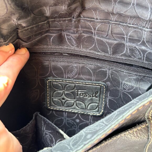 Fossil Small Black Leather Crossbody - Picture 4 of 4